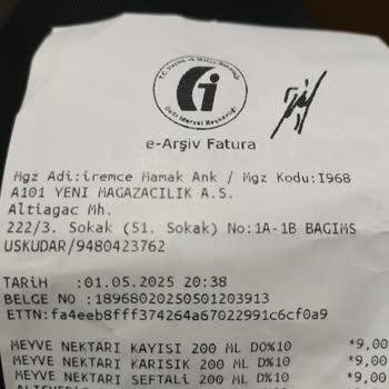 Kasiyerin İlgisizliği Ve Argo Konuşması Alışverişimi Mahvetti