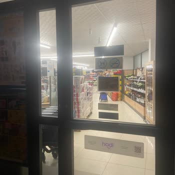 A101 Mağazasında Kapanış Saatinden Önce Hizmet Alamama Ve Olumsuz Çalışan Davranışı