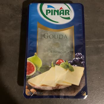 Tarihi Geçmemiş Kapalı Gouda Peynirde Küf Sorunu