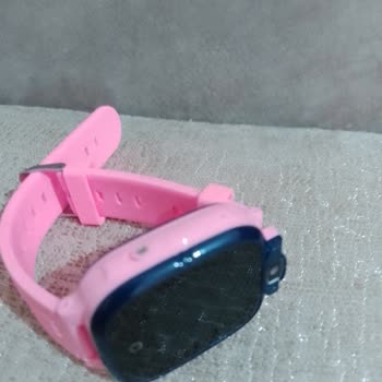 Reeder Akıllı Saatin Kamerası Bozuldu Mağaza Çözüm Sunmuyor