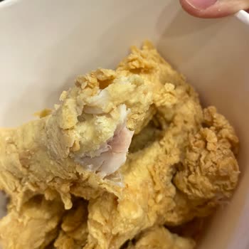 Popeyes'ta Çiğ Tavuk Sorunu Ve Tekrarlayan Mağduriyet