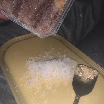 A101'den Aldığım Dondurmanın Kutusundan Kartopu Çıkması ve İade Sorunu