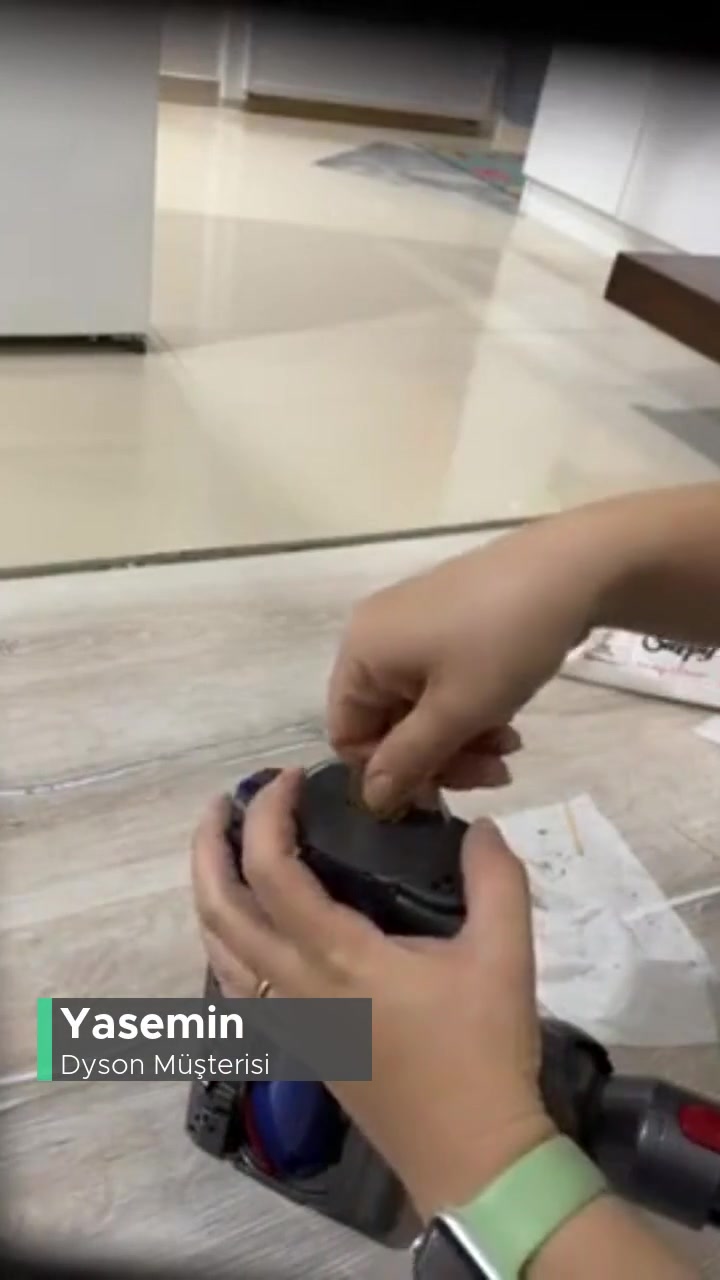 Dyson Süpürge Halı Başlığı Sorunu videonun kapak resmi