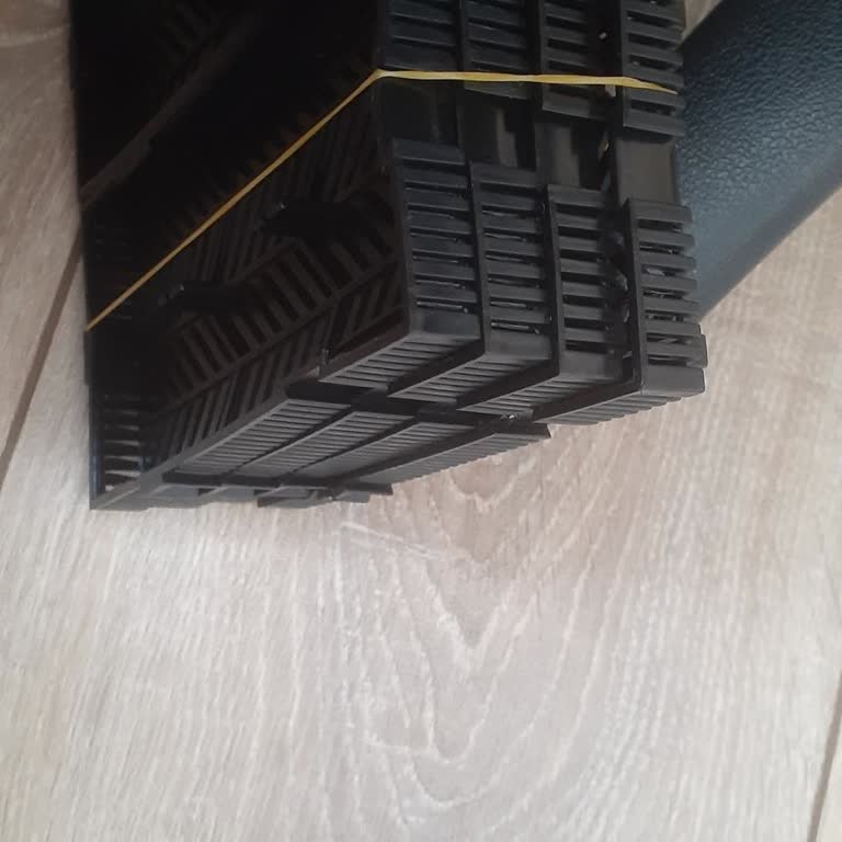 Betta Marketim Taban Filtresi 2cm Değil 1cm Yüksekliğe Sahip