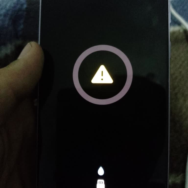 Samsung S21'de Aniden Nem Uyarısı Ve Şarj Sorunu