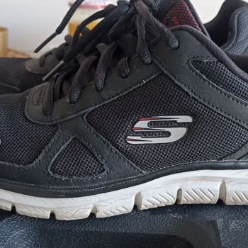 Skechers Ayakkabıda Deformasyon Ve Garanti Sorunu: Carrefour SA Ve Distribütör Arasında Mağduriyet