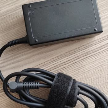 Orijinal Olmayan Adaptör Ve Satıcıdan Çözüm Alamama