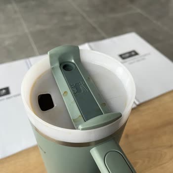 Stanley Yeni Alınan Termos Akıtıyor, Arabam Kahve Oldu