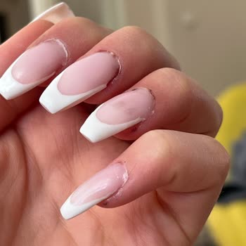 Tırnak Bakımında Hayal Kırıklığı Ve Kötü Hizmet