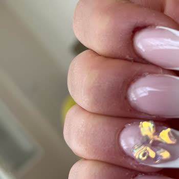 Tırnak Bakımında Hayal Kırıklığı Ve Kötü Hizmet