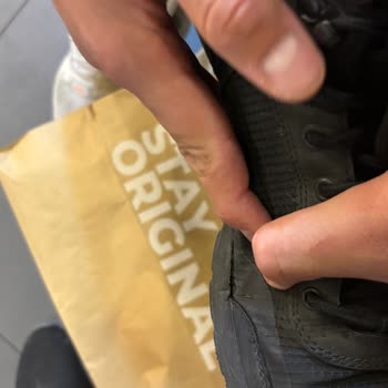 Kısa Sürede Açılan Skechers Bot Ve İlgisiz Müşteri Hizmeti Mağduriyeti