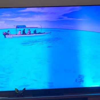 I Got a Black Band on My Samsung QE85Q70AATXTK TV