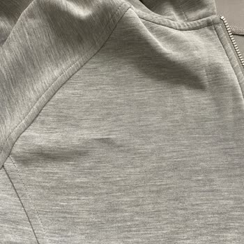 Mağazada Kusurlu Ürün Değişimi İçin İlgisiz Ve Kaba Yaklaşım