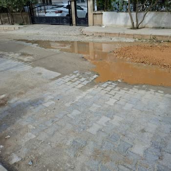 Gölcükler Mahallesinde Yol Sorunu ve Çözüm Beklentisi