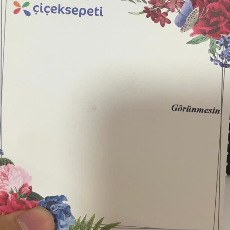 Çiçek Sepetinden Gelen İsimsiz Çiçek Ve İlgisiz Müşteri Hizmetleri