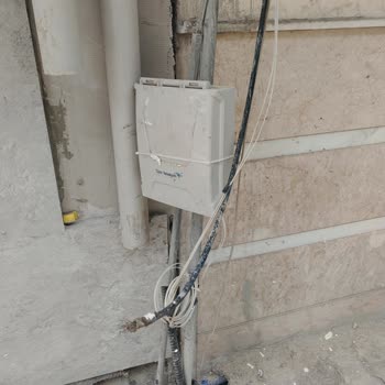 Kablolar Açıkta, Haftalardır Çözüm Yok, Güvenlik Ve Hizmet Aksıyor