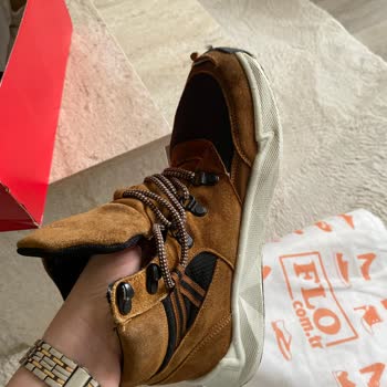 Lumberjack Botun İçindeki Sert Parça Ayakkabıyı Yırttı Değişim Ya Da İade İstiyorum