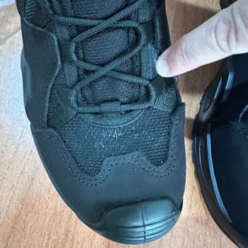 YDS Boots Yeni Alınan Botun Üzerinde Lekelerle Karşılaştım!