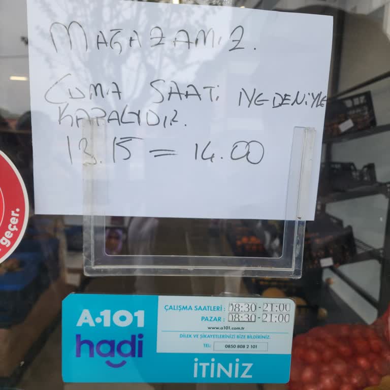 Mağaza Cuma Namazı Sonrası Zamanında Açılmıyor!