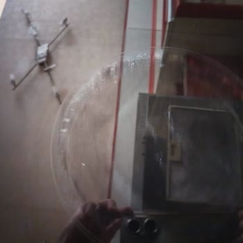 Arçelik Elektrikli Ocak Camında Kalıcı Lekeler Ve Kullanıcı Hatası İddiası