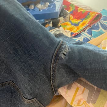 1450 Super High-Waist Skinny Jeans nach weniger als 1 Jahr gerissen