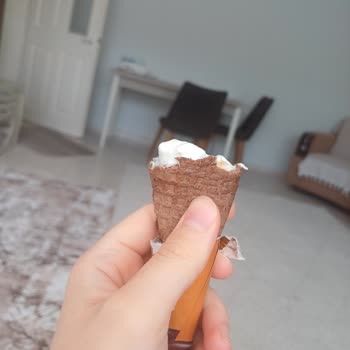 Cornetto Dondurmanın Külahı Bayat Ve Lastik Gibi Oluyor