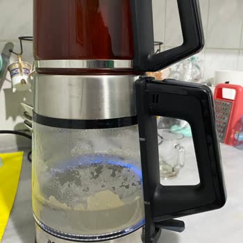 Yeni Alınan Çay Makinesinde LED Ve Su Sızıntısı Sorunu