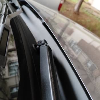 Kullanılmayan Araçta Oluşan Beyaz İzler İçin Çözüm Bekliyorum