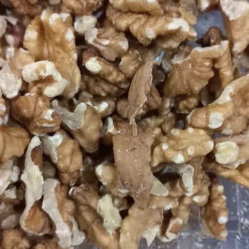 BİM'den Aldığım Ceviz Paketlerinde Sıkça Kabuğa Rastlıyorum