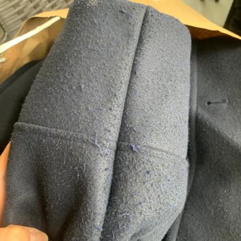 Kısa Sürede Tüylenen Kaban Ve Yetersiz Mağaza Desteği