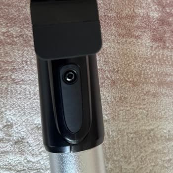 Bosch Dikey Süpürgede Parça Çatlağı Ve Şarj Sorunu: Garanti Kapsamı Dışında Kaldı