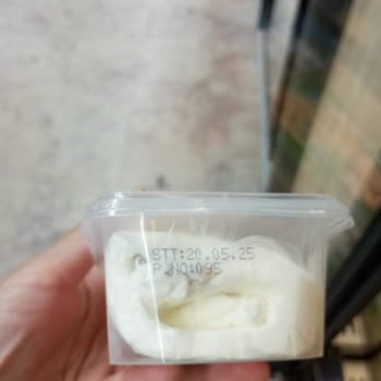 BİM'deki Sek Rulo Kaymaklar Küflü, Çalışanlar İlgisiz Kaldı