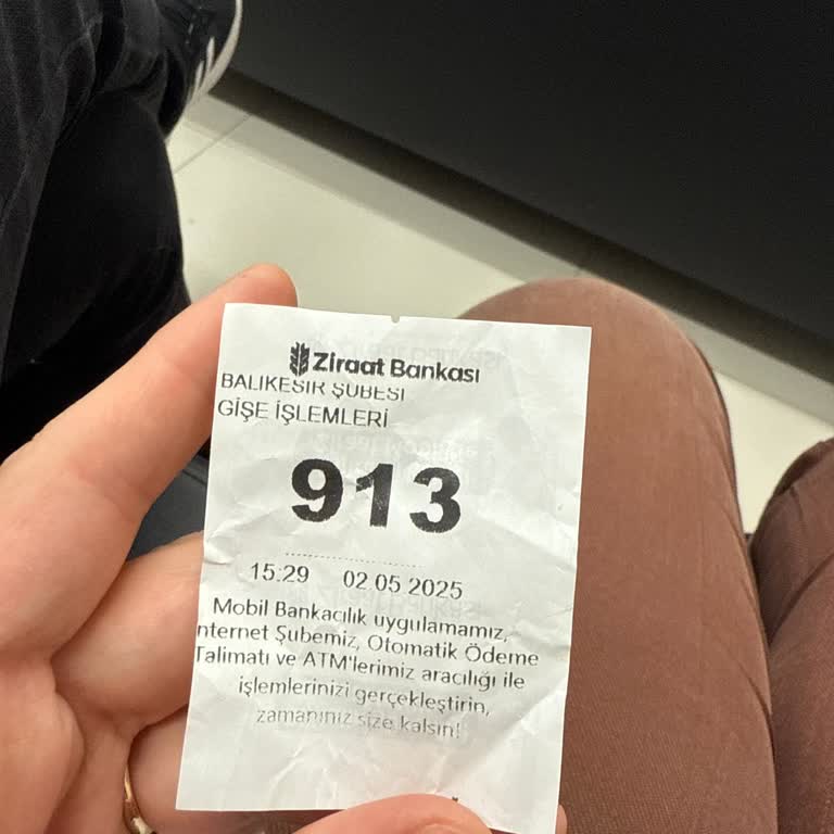 Aynı Bankada Şube Kısıtlamasıyla Para Çekemiyorum