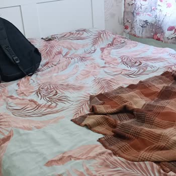Agoda Plovdiv Студио Top City Center schmutziges Zimmer, kein Kontakt, falscher Ort