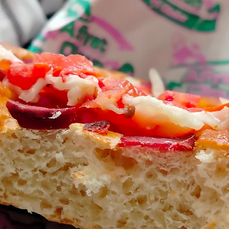 Cennet Simit (Eskişehir) Pizza Hamurundan Çıkan Yabancı Madde