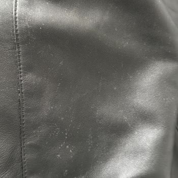 Aldığım Derimod Ürünü Sürekli Kusma Yapıyor, Firma Çözüm Sunmuyor