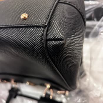 Guess Çantada Tekrarlayan Soyulma Ve İade Sorunu