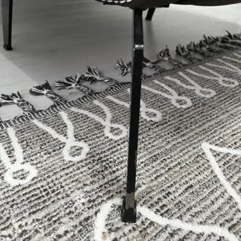 Koltuk Takımında Kumaş Ve Mekanizma Sorunları, Garanti Kapsamında Ek Ücret Talebi