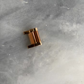 Michael Kors Saatimin Kordonunda Durduk Yere Kararma Ve Yüksek Onarım Ücreti Mağduriyeti