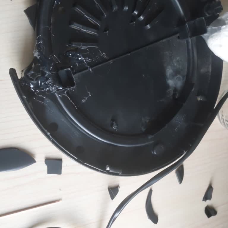 Kargo Ve Satıcı İlgisizliği Nedeniyle Kırık Ürün Mağduriyeti