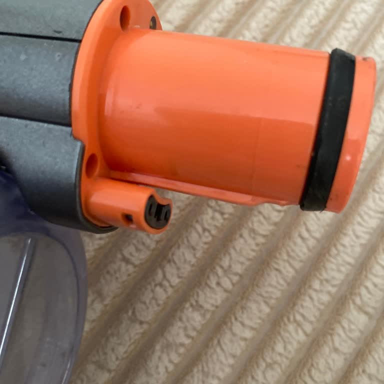 Philips Süpürge Boru Bağlantı Parçası Kırıldı, Yedek Parça Bulunamıyor