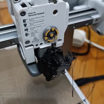 Yanlış Filament Gönderimi Nedeniyle Yazıcıda Ciddi Hasar Oluştu