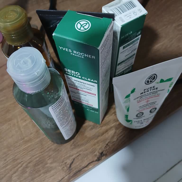 Akne Eğilimli Ciltler İçin Alınan Ürün Sivilce Yaptı