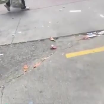Irmaklar Market Çok Pis Bir Yer
