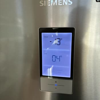 Yeni Alınan Siemens Buzdolabında Karlanma Ve Servis Sorunu