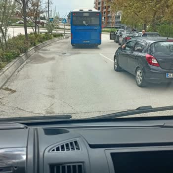 Hamile Yolcunun Yaşadığı Tehlikeli Otobüs Kazası Ve Şoförün Saldırgan Tutumu