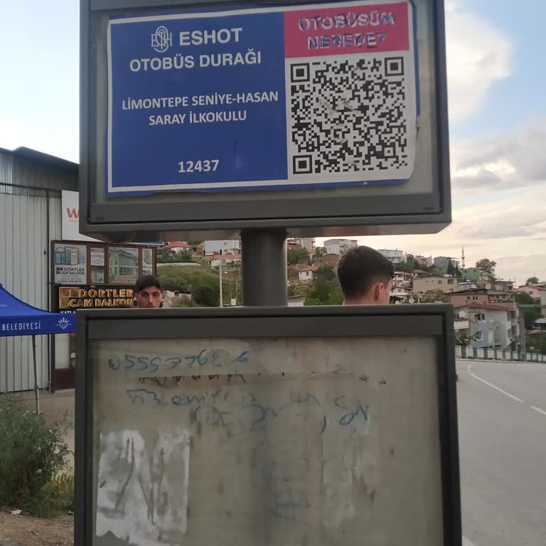 Otobüs Şoförünün Yolcuya Kapıyı Açmaması Ve Saygısız Davranışı