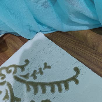 İzmir Karizma Halı Yıkama'ya Halı Yıkattım Lekeler Duruyor