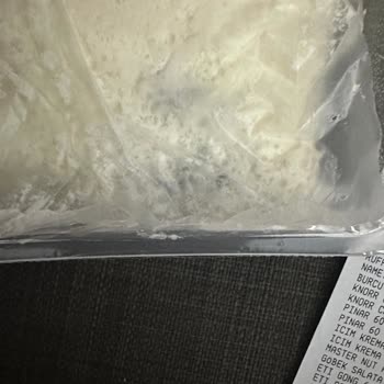 Son Kullanma Tarihine Rağmen Küflü Kaymak Şoku