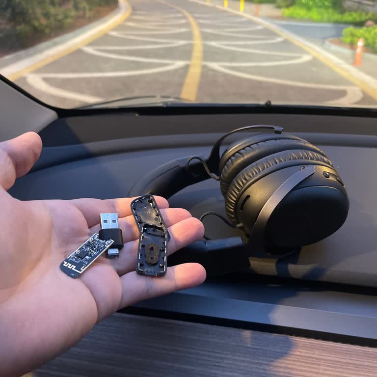 Teknosa'dan Alınan Kulaklığın Servis Sürecinde Yaşanan Sorun!